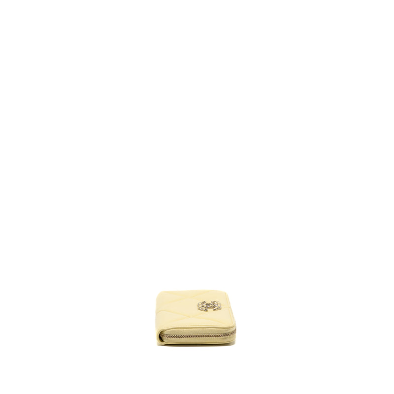 Chanel 19 long wallet lambskin yellow SHW (microchip)