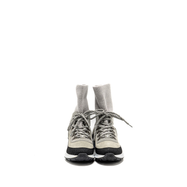 Chanel Size 37.5 21K CC Sneakers Suede Calfskin/Knit Grey/Dark Grey/Light Grey SHW