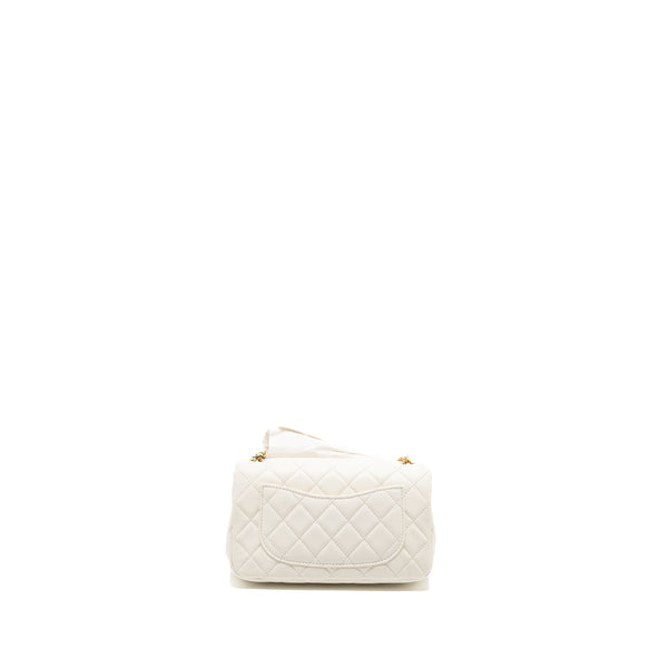 Chanel 22C pearl crush mini rectangular flap bag lambskin white GHW (microchip)