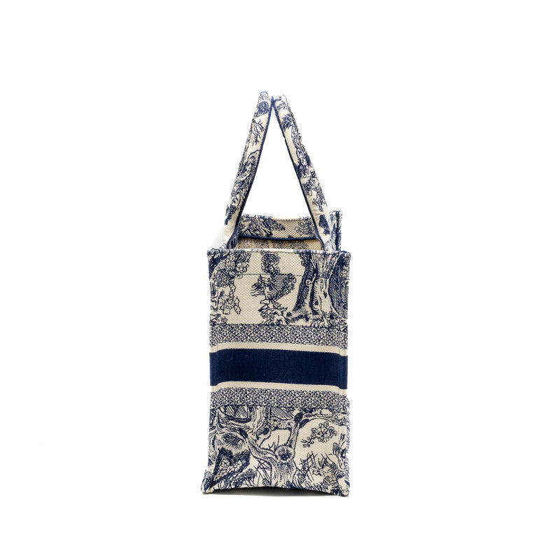 Dior Medium Book tote Blue Toile De Jouy Embroidery Canvas