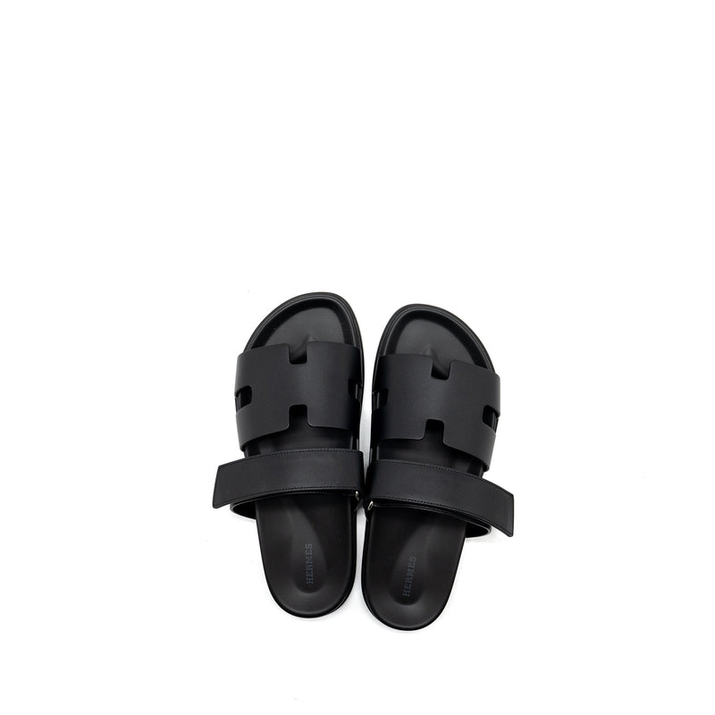 Hermes size 42 men’s chypre sandals black