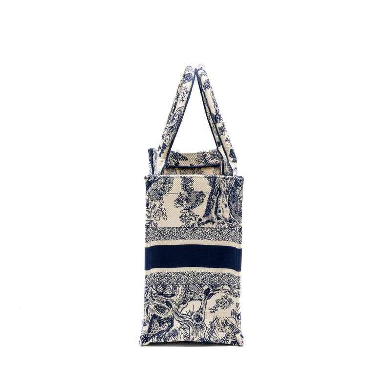 Dior Medium Book tote Blue Toile De Jouy Embroidery Canvas