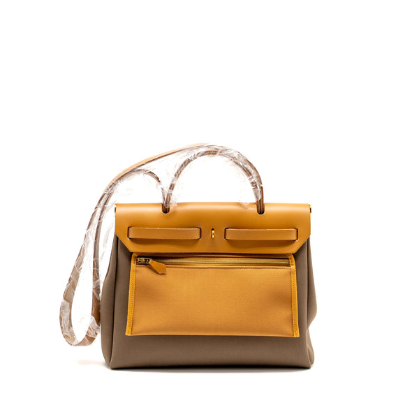 Hermes Herbag31 zip bag canvas / hunter etoupe / natural sable GHW stamp U