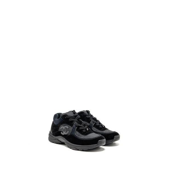 Chanel Size 37 CC Sneakers Suede/Fabric Black