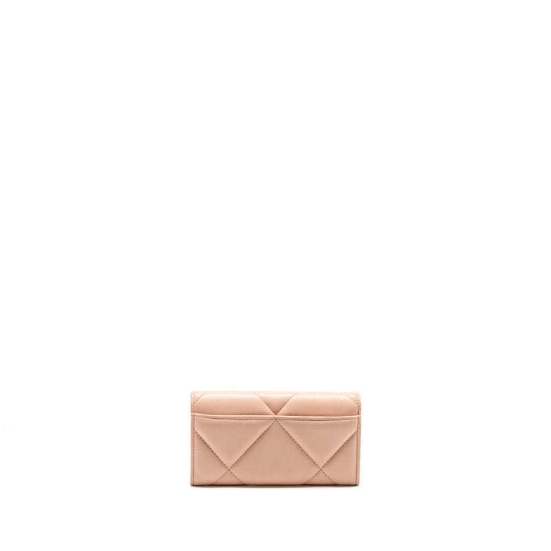 Chanel 19 Long Flap Wallet Lambskin Pink GHW (Microchip)