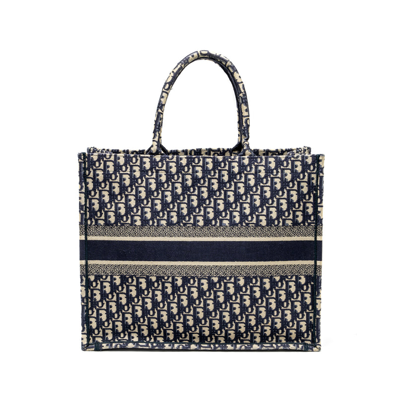 Dior Large Book tote blue oblique EMBROIDERY