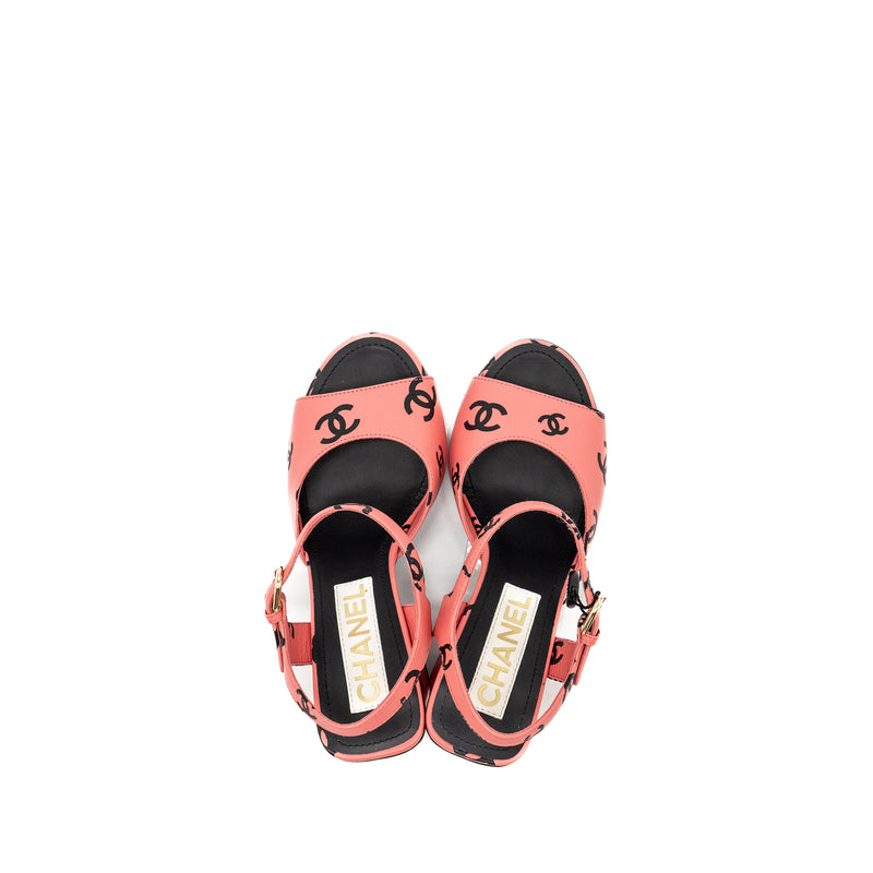 Chanel Size 35 22S Printed Sandals Lambskin Pink/Black