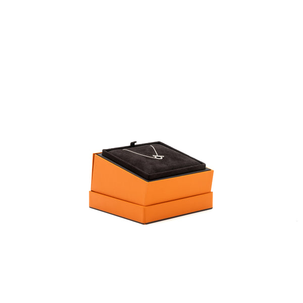 Hermes finesse pendant white gold with diamonds