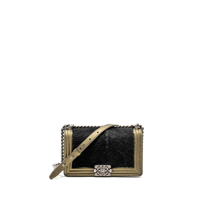 Chanel medium boy bag horsehair / calfskin black / gold ruthenium hardware