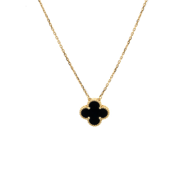 Van Cleef & Arpels Vintage Alhambra Pendant Onyx Yellow Gold