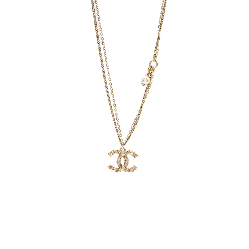 Chanel small CC logo and pearl necklace light gold tone