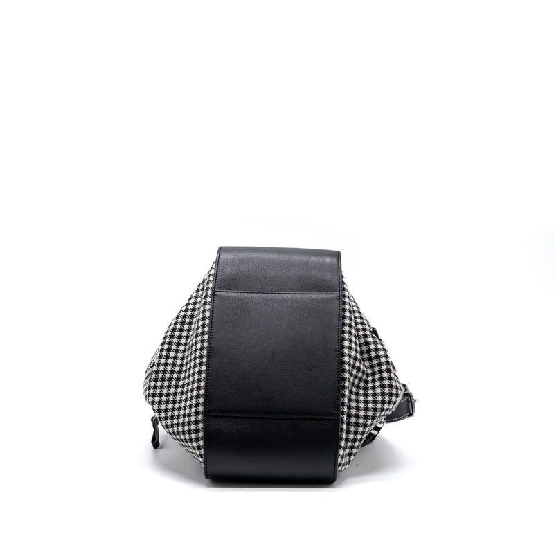 Loewe small hammock bag calfskin / fabric multicolor black / white SHW