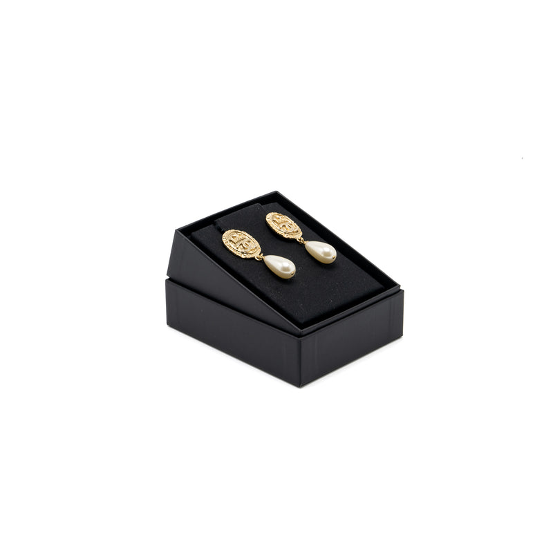 Chanel CC Logo Earrings Pearl Dropped Crystal Gold Tone