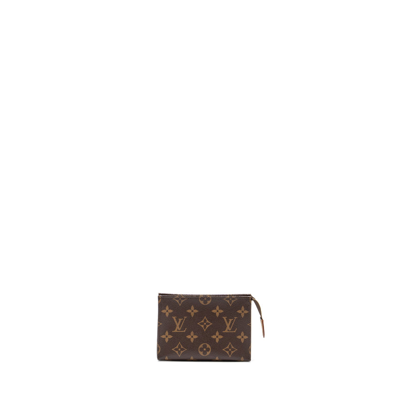 Louis Vuitton Size 15 Toiletry Pouch Monogram GHW