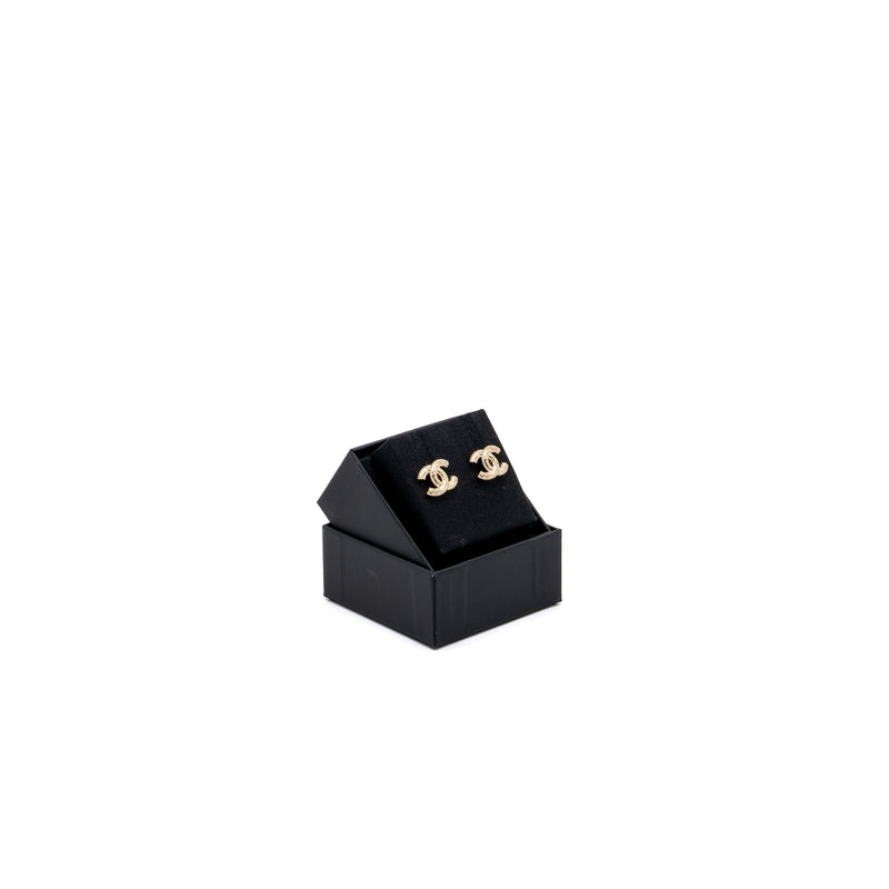 Chanel CC logo earring LGHW
