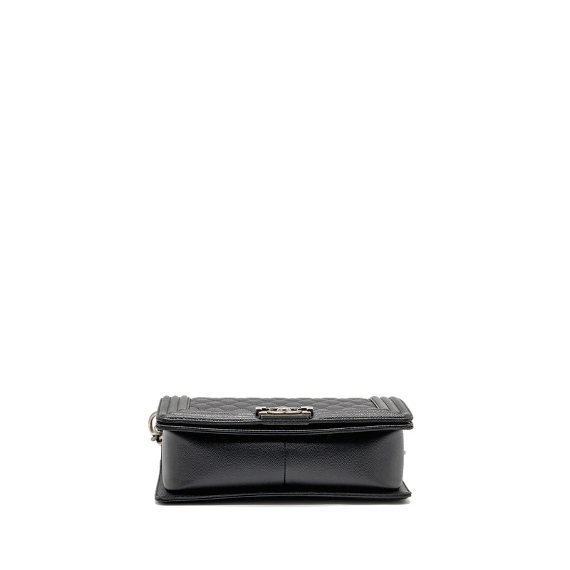 CHANEL Medium Boy Bag Caviar Black Ruthenium Hardware