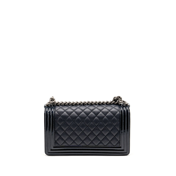 Chanel Medium Boy Bag Grained Calfskin Navy Ruthenium Hardware