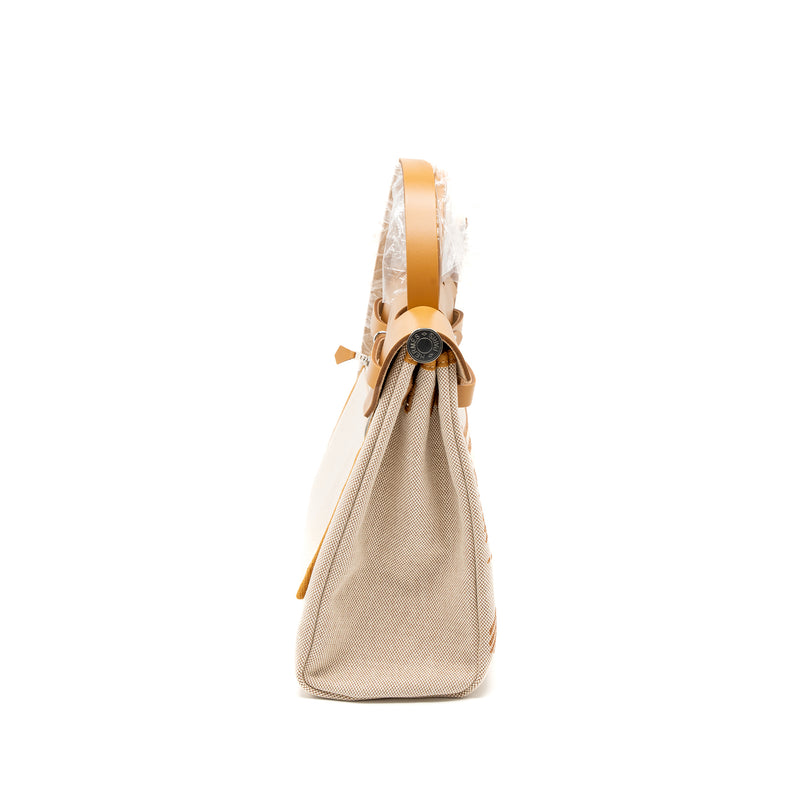 Hermes Herbag Zip 31 Toile En Relief Canvas/Leather Brides Sable/Ecru Beige/Nat Sable SHW Stamp Z