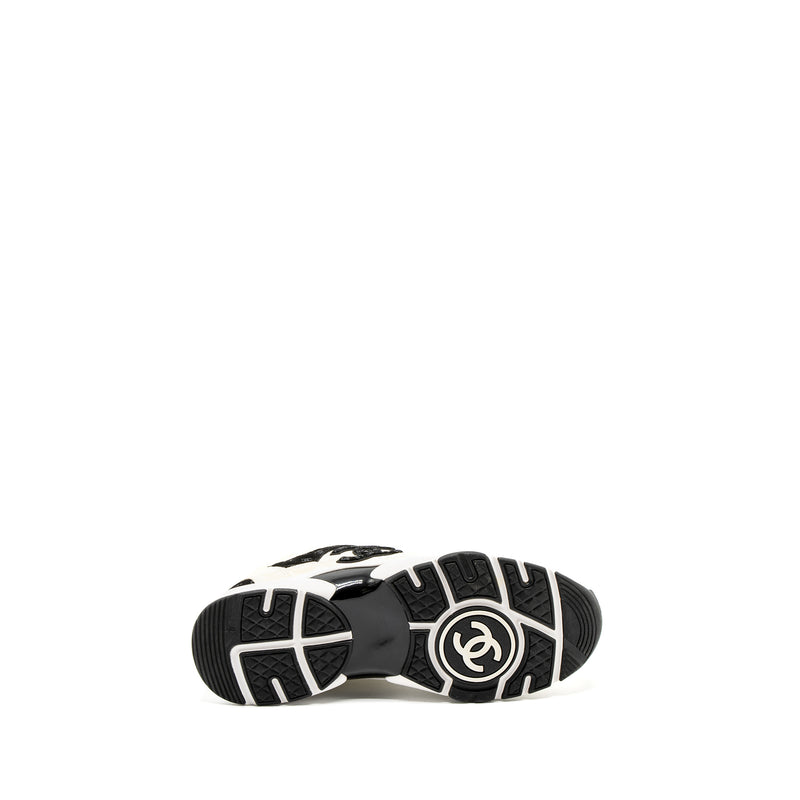 Chanel Size 35.5 22A Trainers Printed Suede/Calfskin Black/White