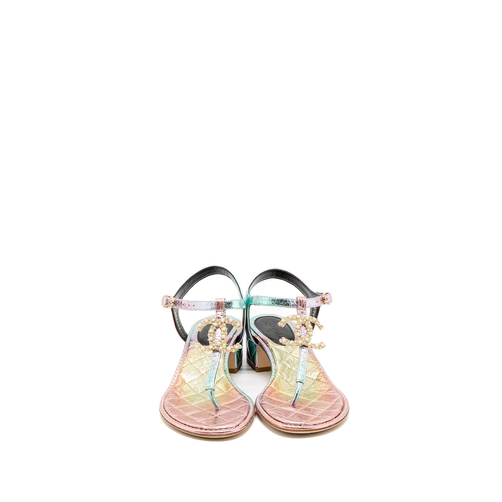 Chanel38サイズ Chanel Size 38 Detailed CC Logo Leather Iridescent