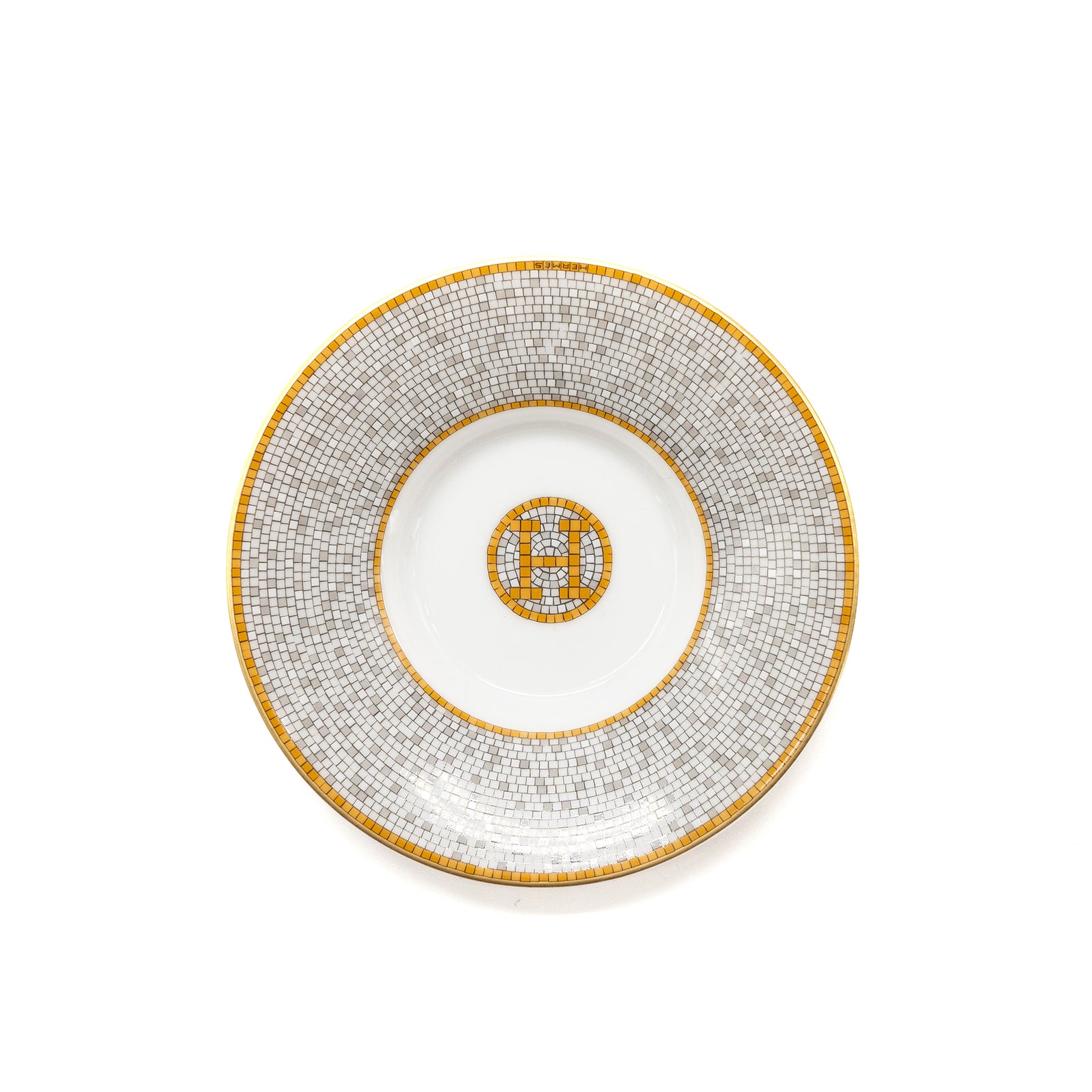 macaron HERMES サンルイ ティスル ゴールド装飾 カップ Mosaique au 24 gold round deep platter | Hermès USA