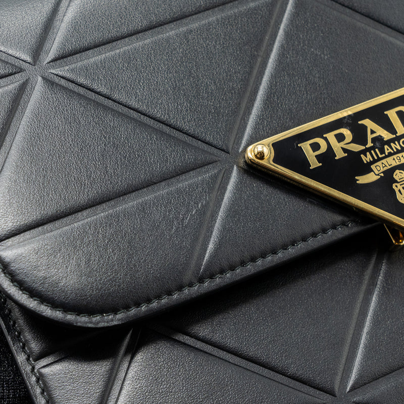 Prada Pattina in Pelle Calfskin Black GHW