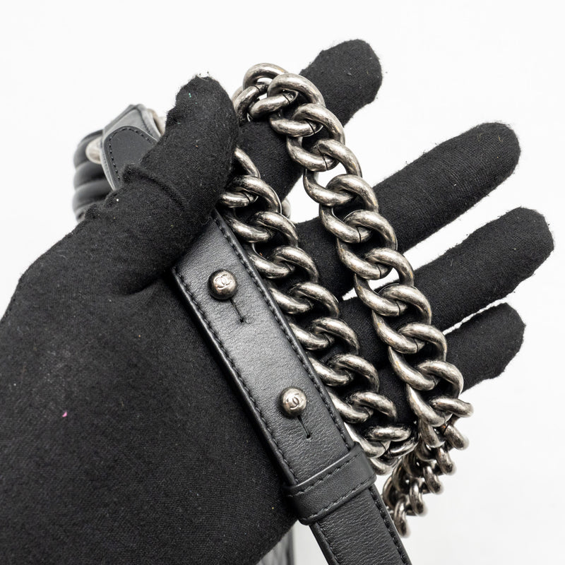 Chanel Medium Boy bag calfskin black ruthenium SHW