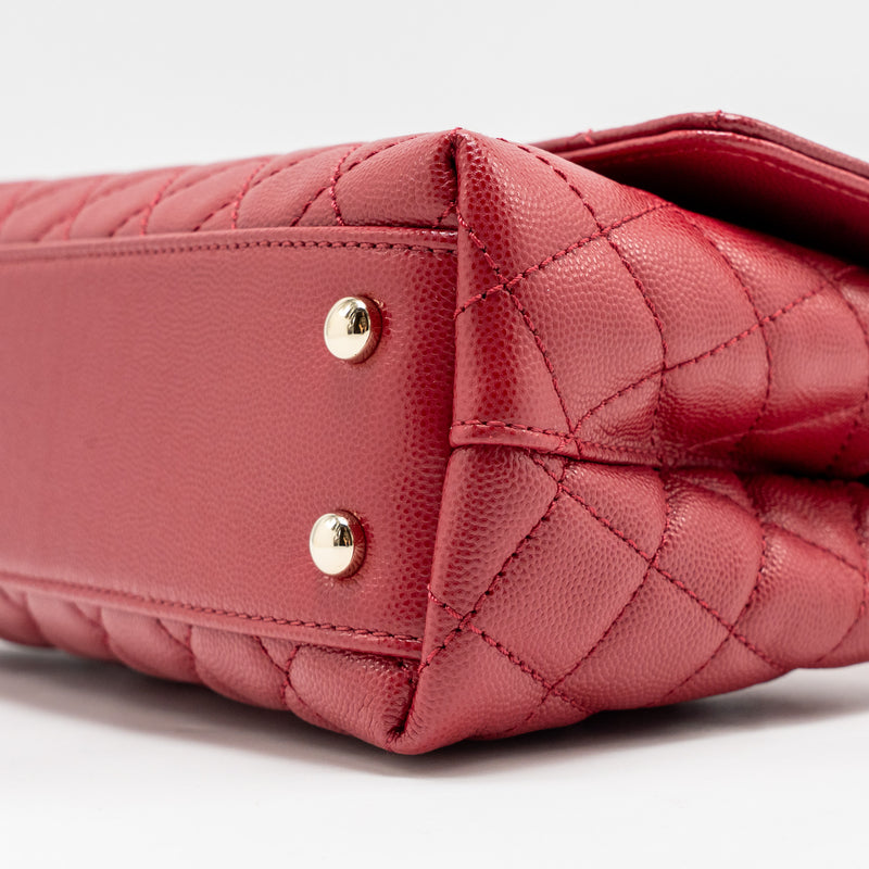 Chanel Small Coco handle caviar red LGHW (microchip)