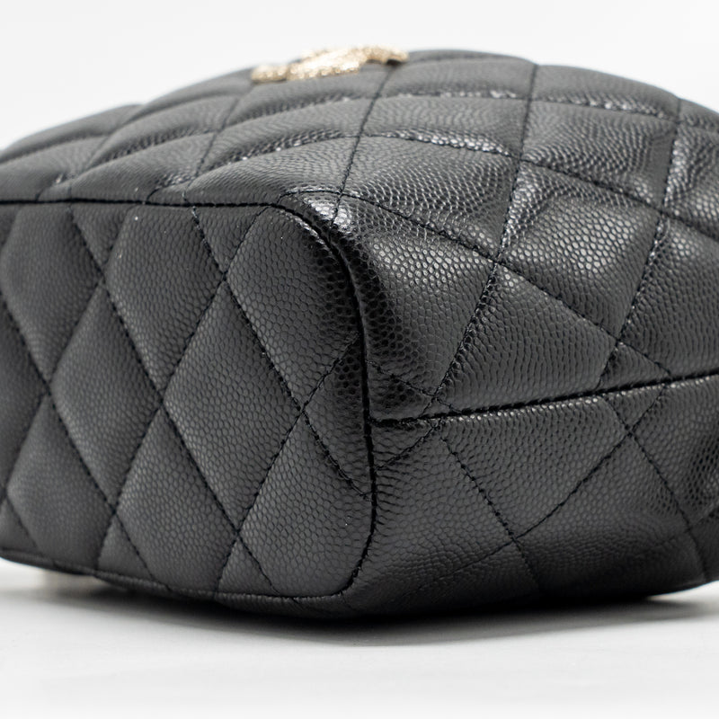 Chanel 25c detail cc logo quilted hobo bag caviar black LGHW (microchip)