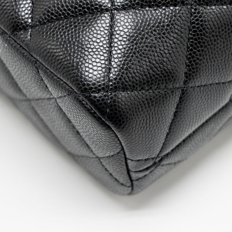 Chanel 25c detail cc logo quilted hobo bag caviar black LGHW (microchip)