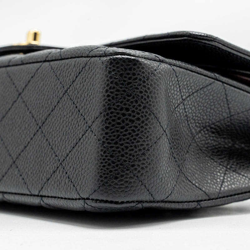 Chanel Medium Classic Double Flap Bag Caviar Black GHW