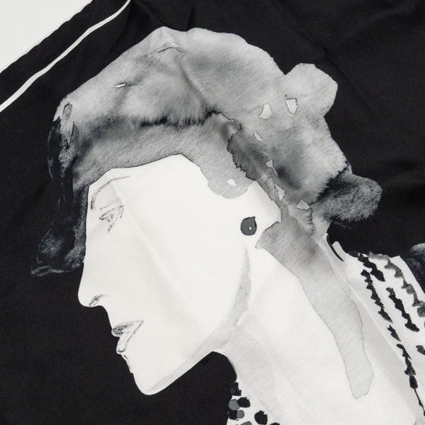 CHANEL 90x90cm Coco Chanel Silk Scarf Black / White