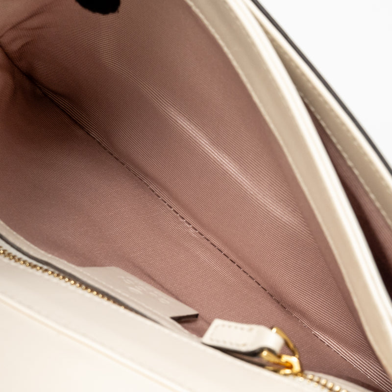 Gucci Small Arli Flap Bag Calfskin White GHW