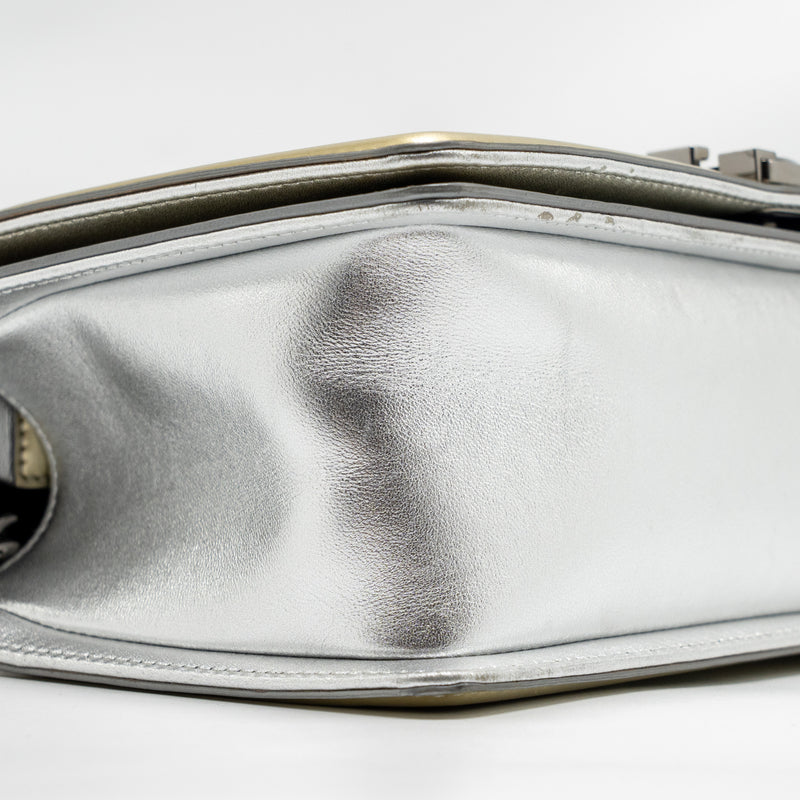 Chanel Medium Boy Bag Metallic Patent Calfskin/Metallic Lambskin Gold/Silver SHW