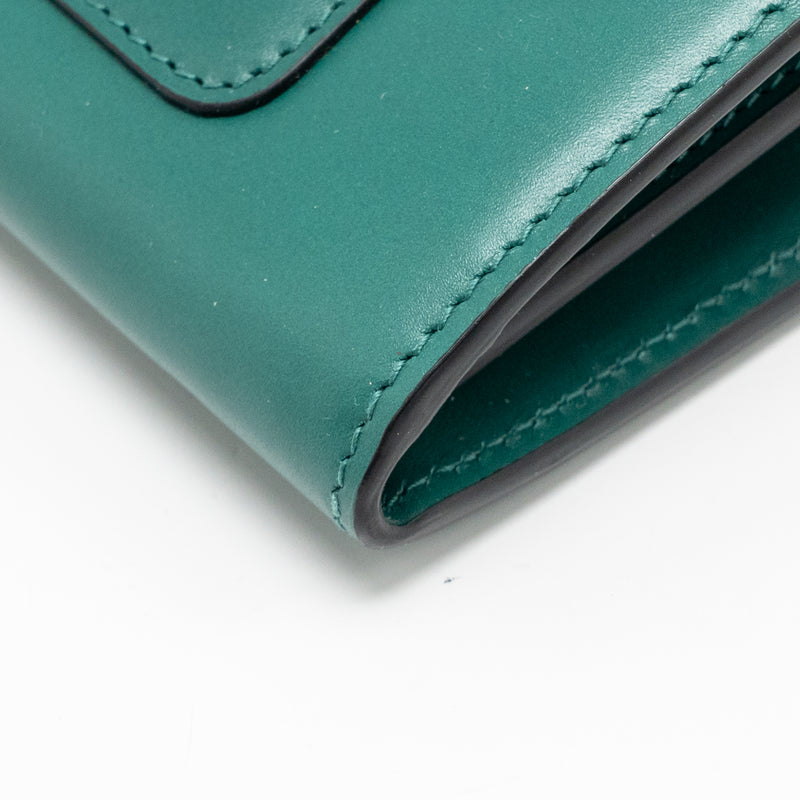 Bvlgari serpenti flap wallet with chain calfskin green LGHW