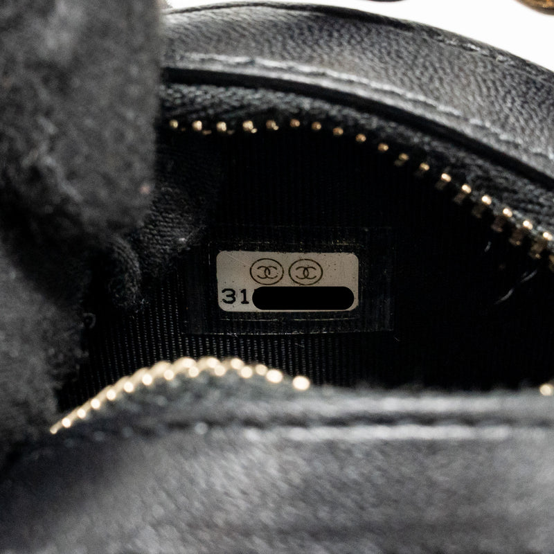 Chanel 22C Round Clutch with Chain Lambskin Black LGHW