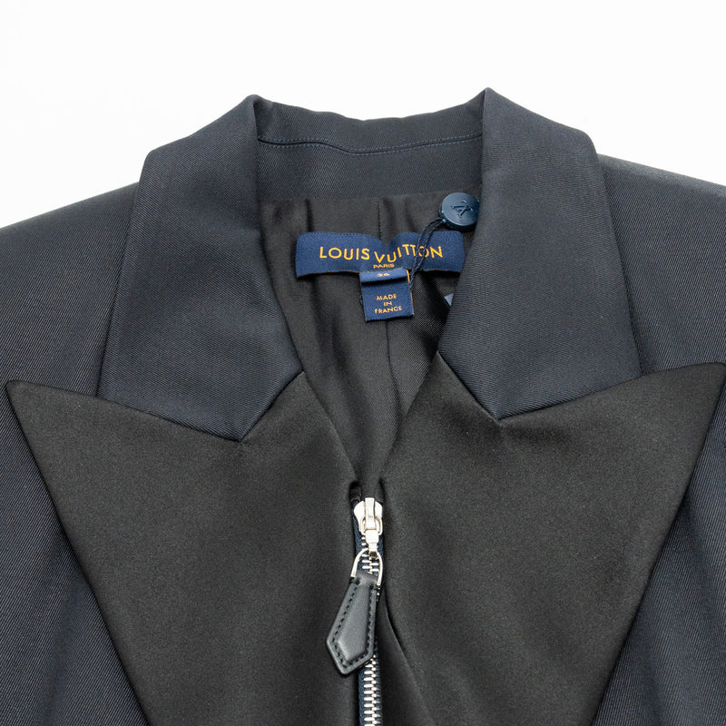 Louis Vuitton Size 36 Sleeveless Zip-Up Blazer Silk/Wool Black