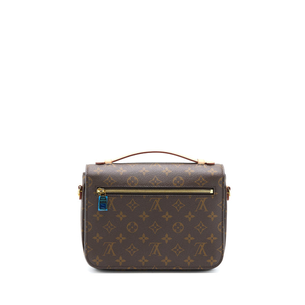 Louis Vuitton Pochette Métis Monogram Canvas GHW