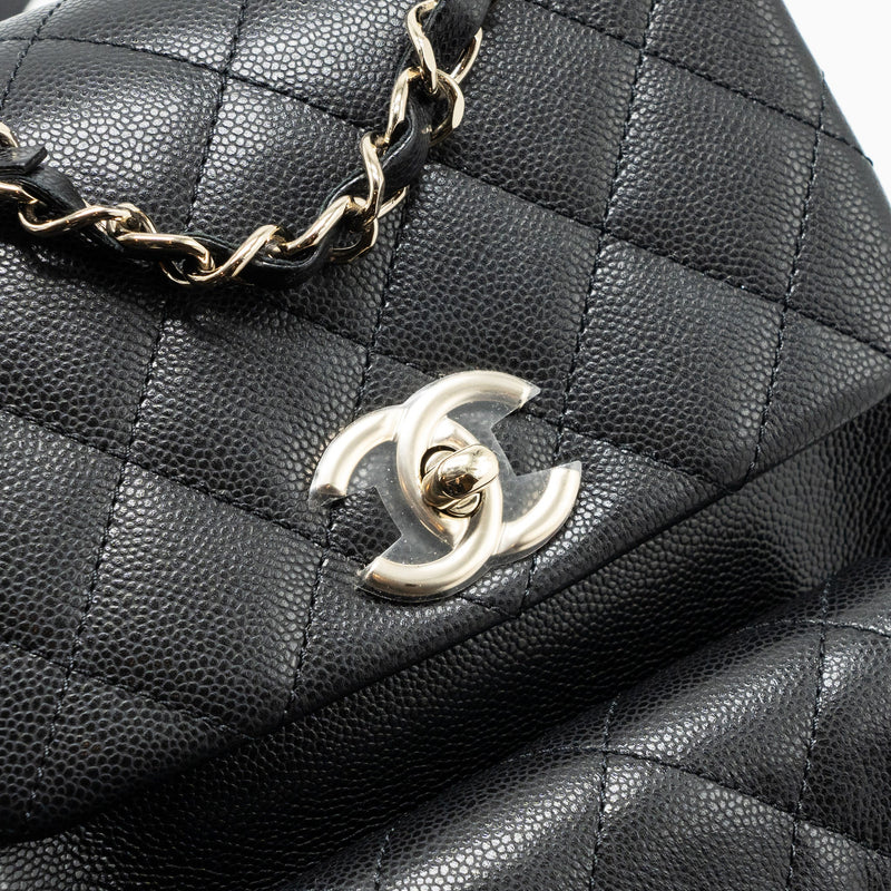 Chanel 23k triple pocket backpack caviar black LGHW (microchip)
