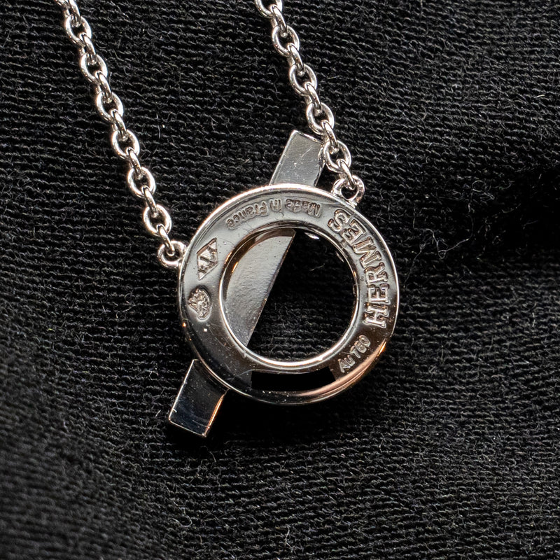Hermes Finesse Pendant white gold diamonds