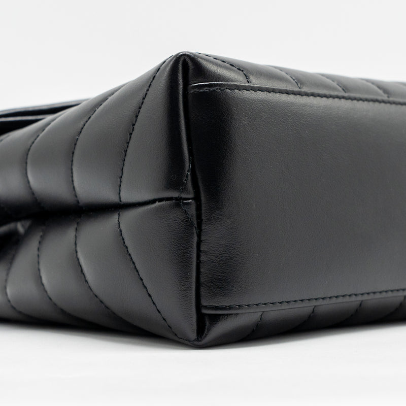Saint Laurent/YSL Medium Loulou Shoulder Bag Calfskin So Black