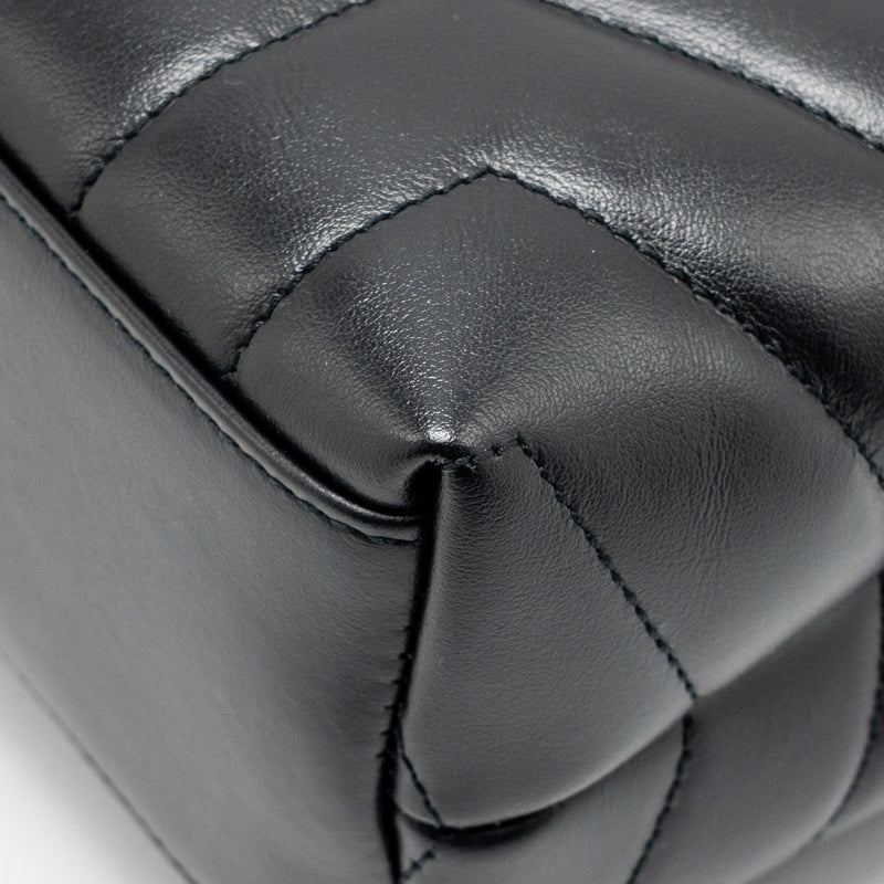 Saint Laurent/YSL Medium Loulou Shoulder Bag Calfskin So Black