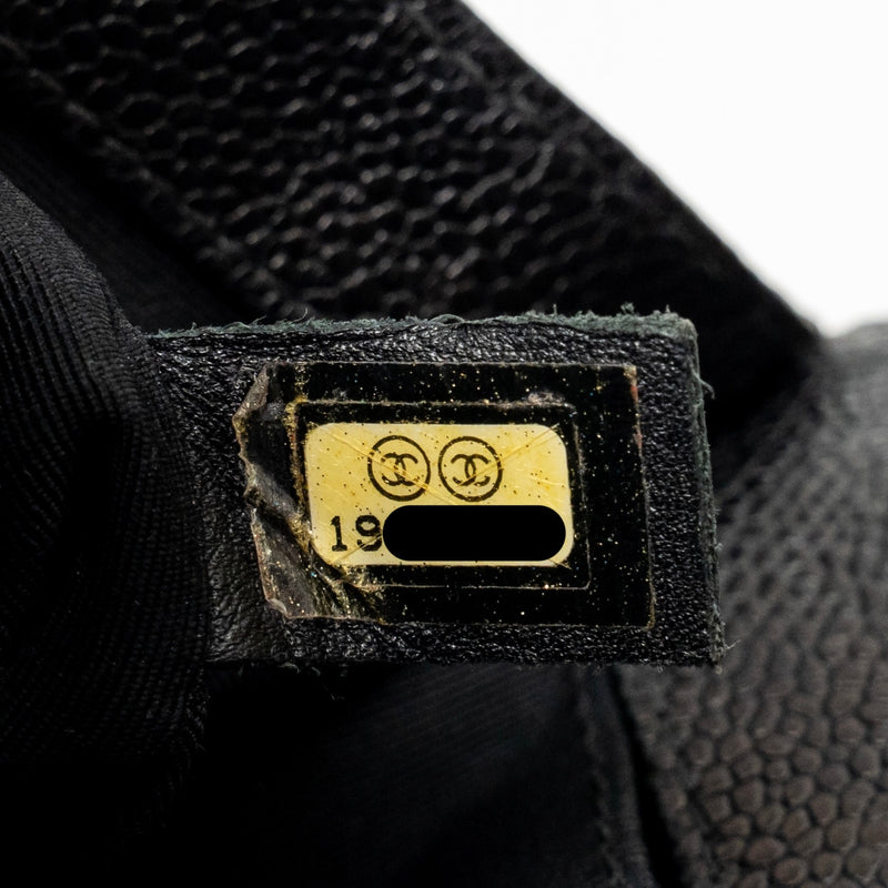 Chanel Small boy bag grained calfskin black GHW