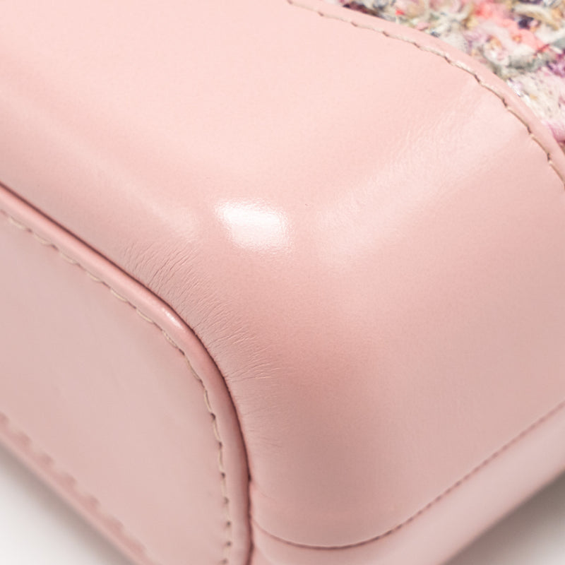 Chanel Small Gabrielle Hobo Bag Tweed/Shiny Calfskin Pink Multicoloured Hardware