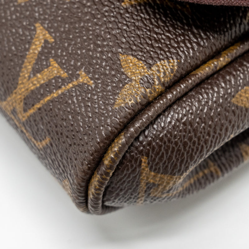 Louis Vuitton Favourite PM Monogram Canvas GHW