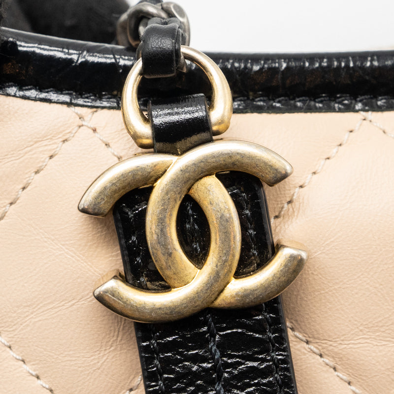 Chanel small Gabrielle hobo bag calfskin beige / black multicolour hardware