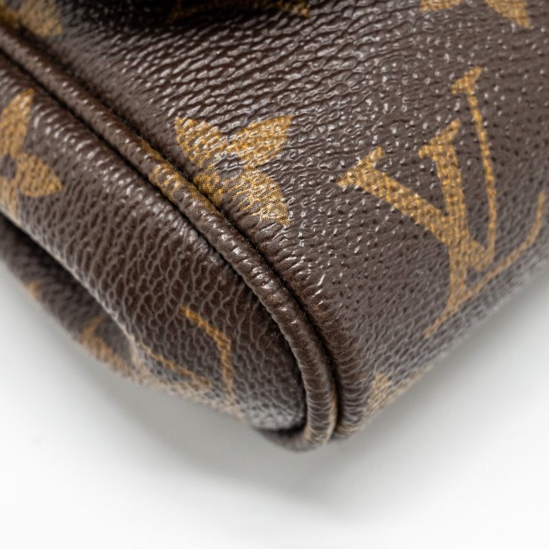 Louis Vuitton Favourite PM Monogram Canvas GHW