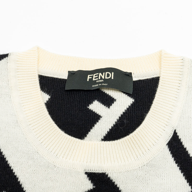 Fendi Size 48 Geometric FF Sweater Wool White/Black