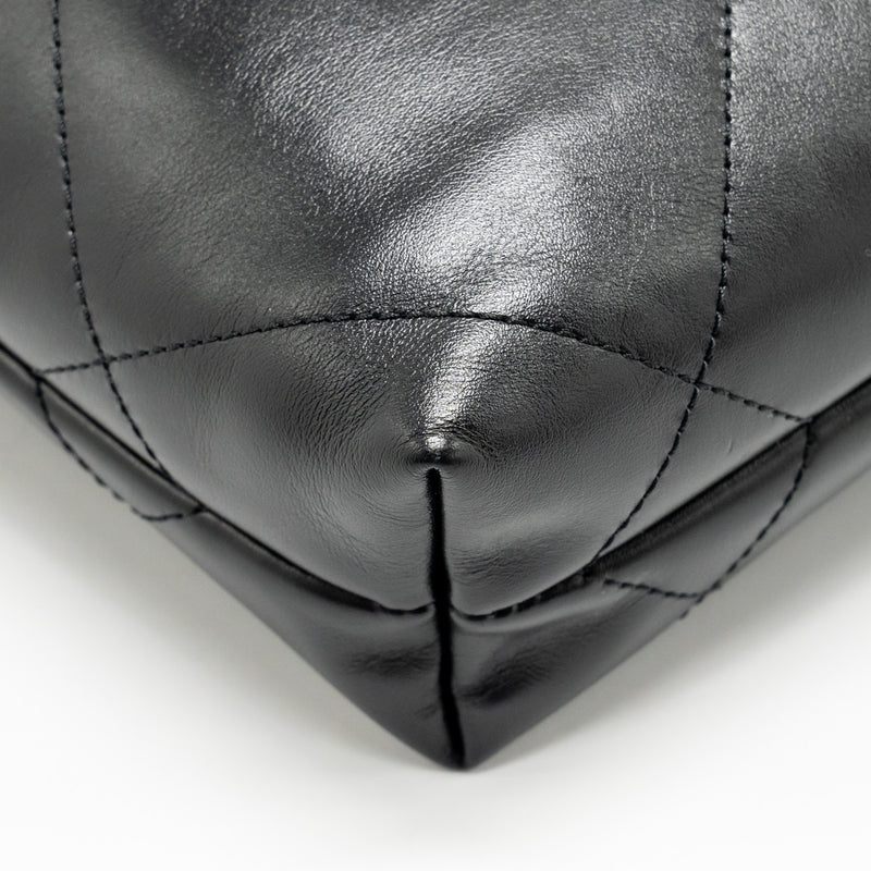 Chanel Mini 22 BAG Shiny Calfskin Black GHW (Microchip)