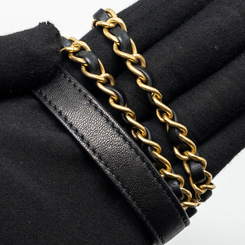 Chanel Vertical Pearl flap bag goatskin black GHW